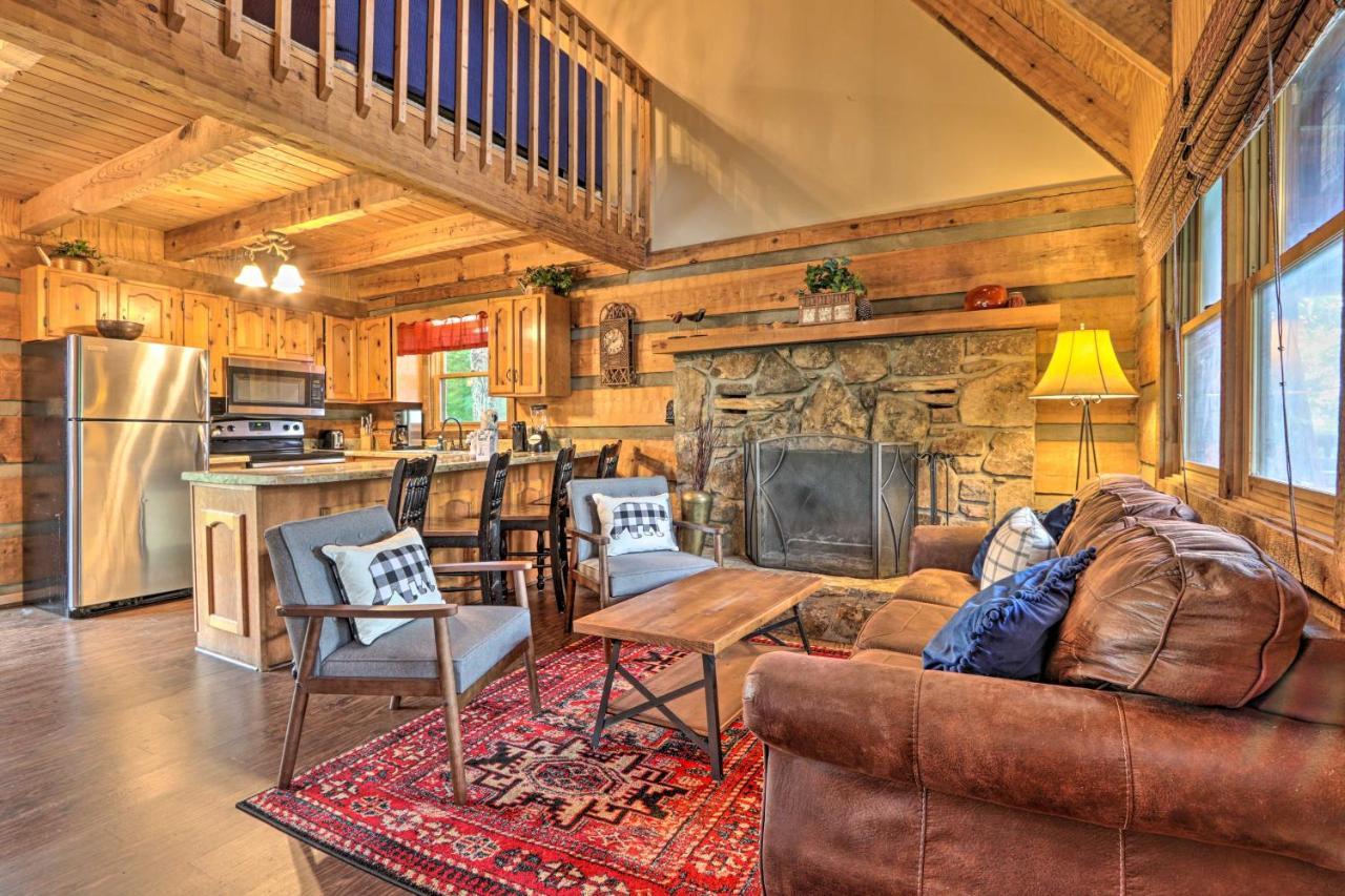 Gatlinburg Escape With Hot Tub, Deck And Mtn View Exterior photo